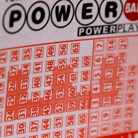Ohio Lottery Fever: Powerball Winner Celebrates Historic Jackpot Victory